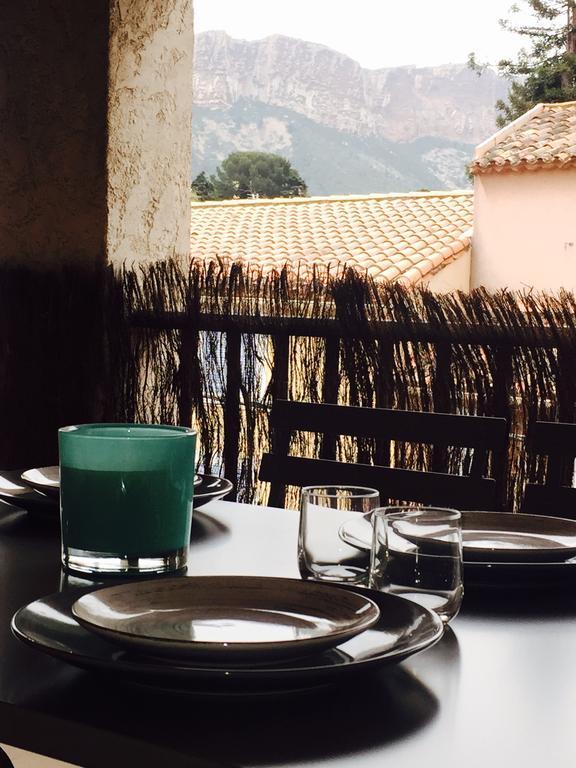 Le Duplex Apartment Cassis Bagian luar foto